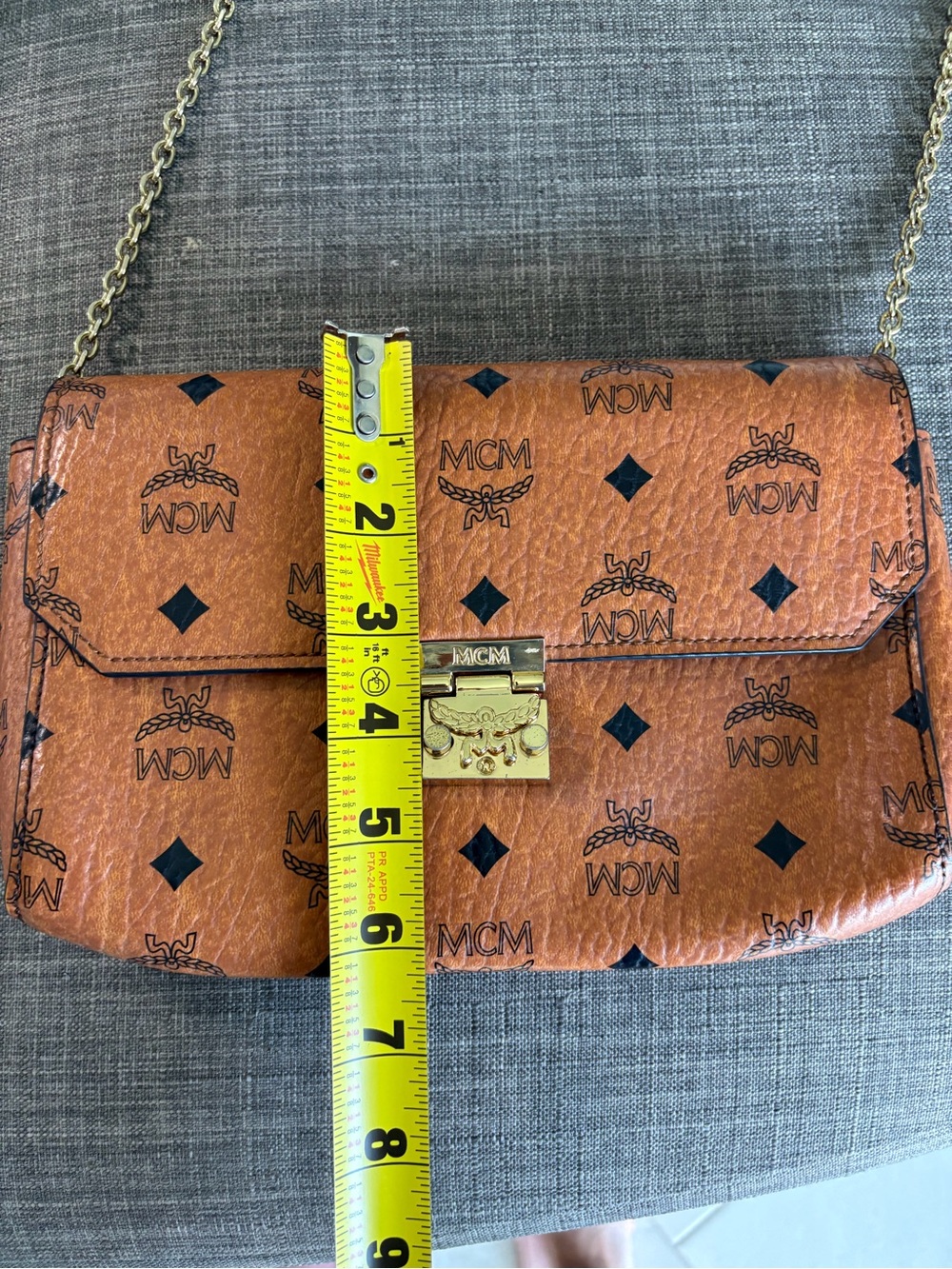 MCM Cognac Visetos Leather Shoulder Bag with Gold Chain - Picture 11 of 15